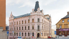 jablonec soud wikipedia.org 1280px-Okresní soud Jablonec nad Nisou